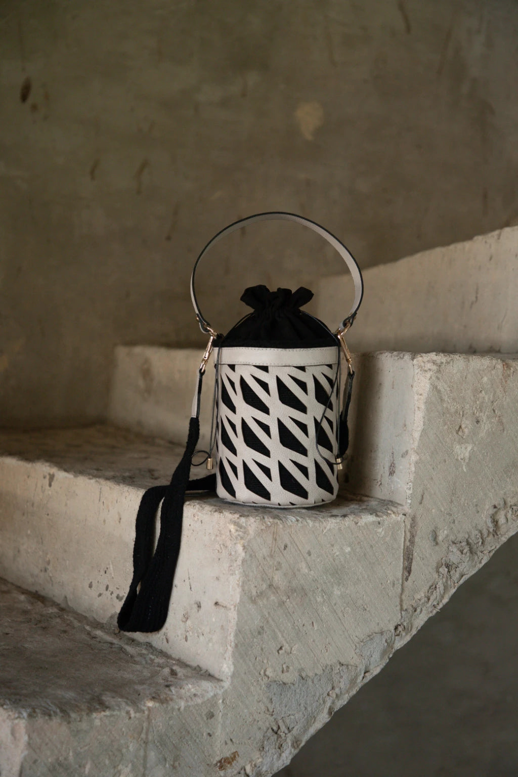 KU´KU BUCKET # 002