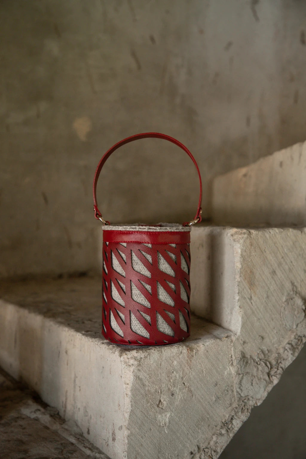 KU´KU BUCKET # 004