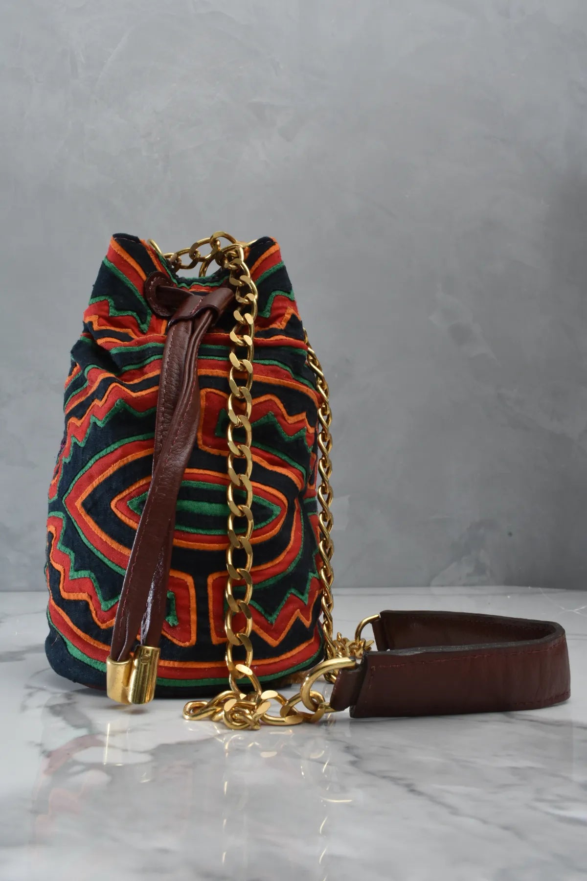 KUNA BUCKET # 001