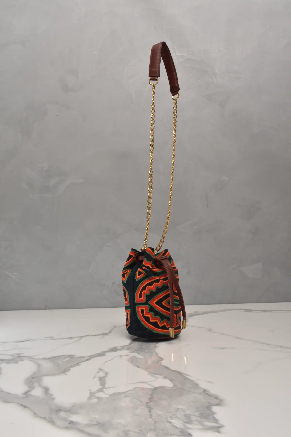 KUNA BUCKET # 001